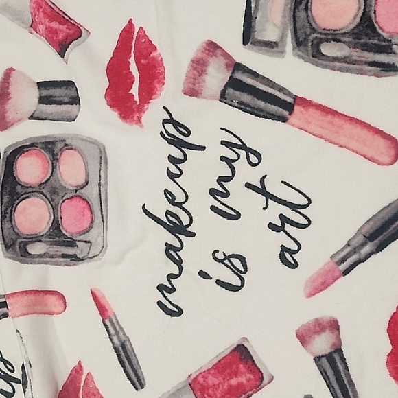 Towel - Picture 3 of 7